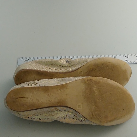 ARTURO CHANG GOLD & CREAM LEATHER SNAKE BALLET FLATS WITH RHINSTONES - Picture 9 of 14